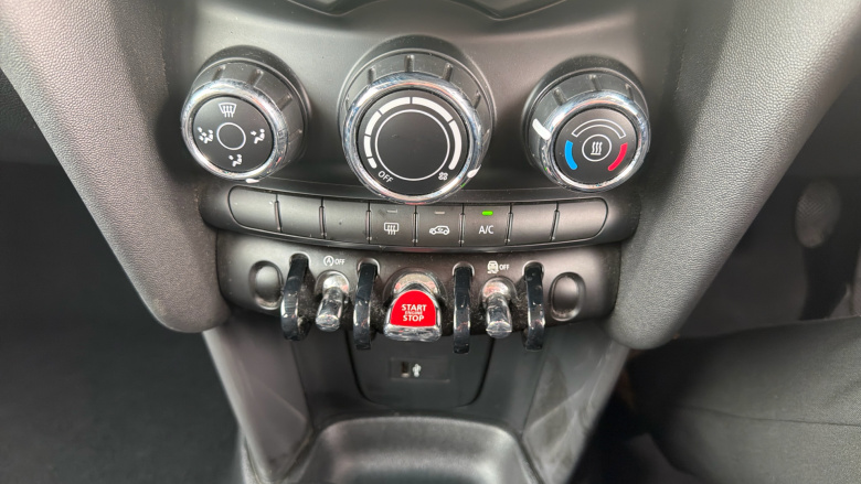 MINI Hatchback 1.5 Cooper Classic II 5dr Petrol Hatchback